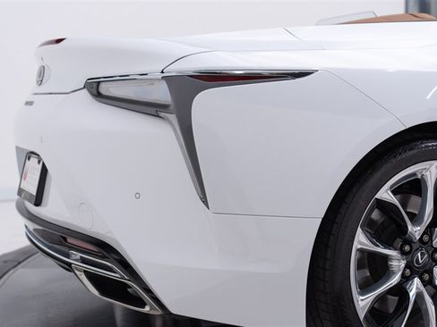 Used 2022 Lexus LC 500 Convertible w/ Touring Package RWD image 22