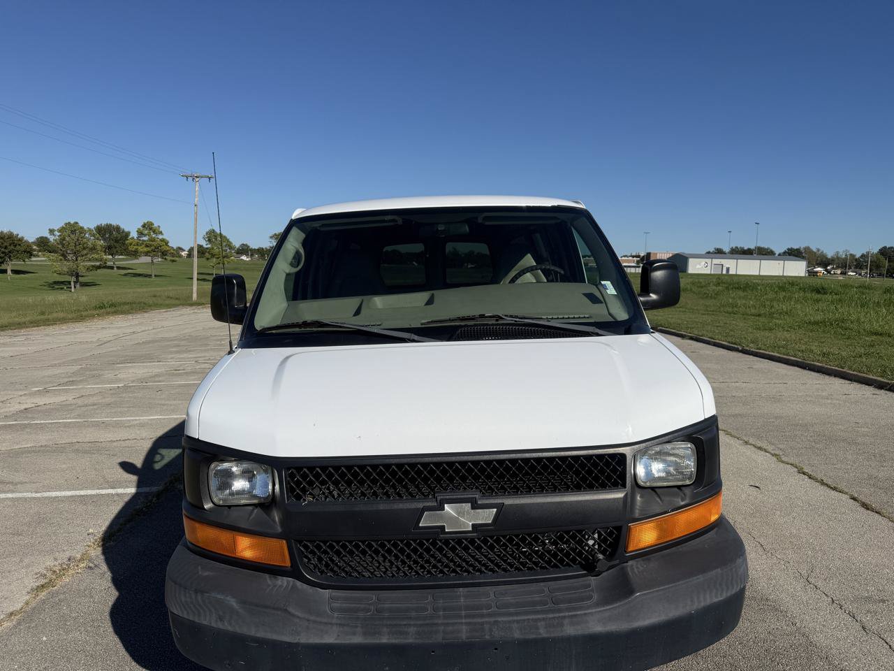 Used 2006 Chevrolet Express 3500 w/ Power and Light Package RWD image 7