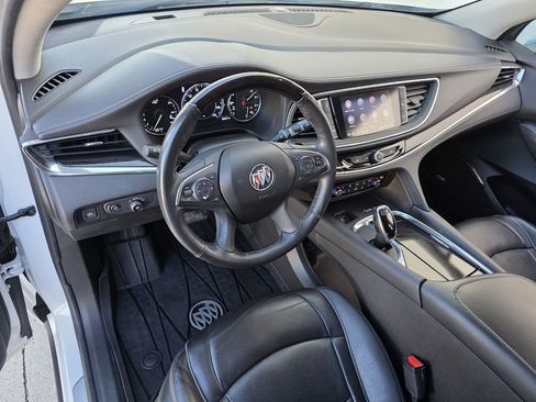 Used 2021 Buick Enclave Avenir w/ Avenir Technology Package image 12