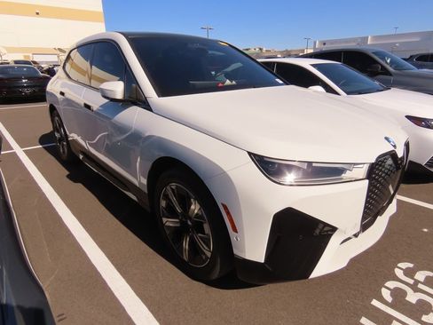 Certified 2025 BMW iX xDrive50 image 2