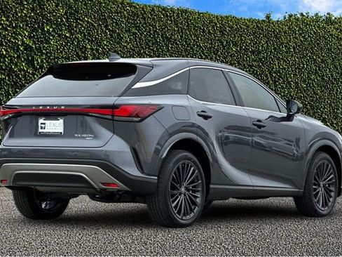 New 2026 Lexus RX 450h AWD image 5