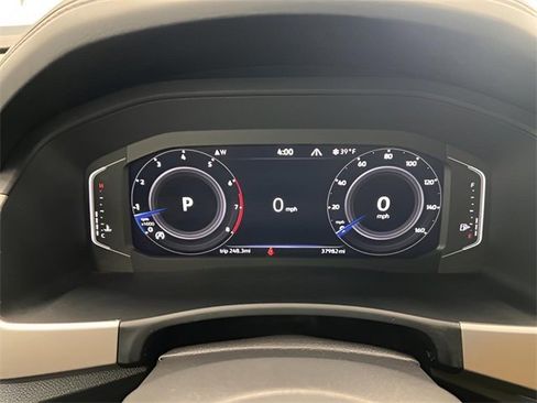 Used 2022 Volkswagen Atlas Cross Sport SEL image 22