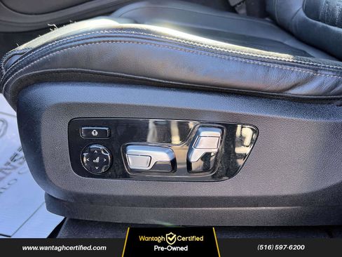 Used 2020 BMW X5 M50i w/ Executive Package image 19