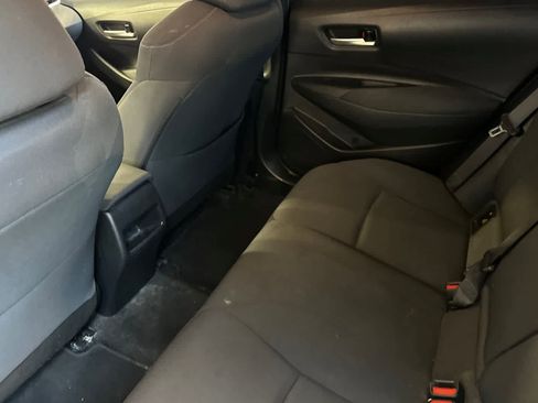 Used 2020 Toyota Corolla LE FWD image 5