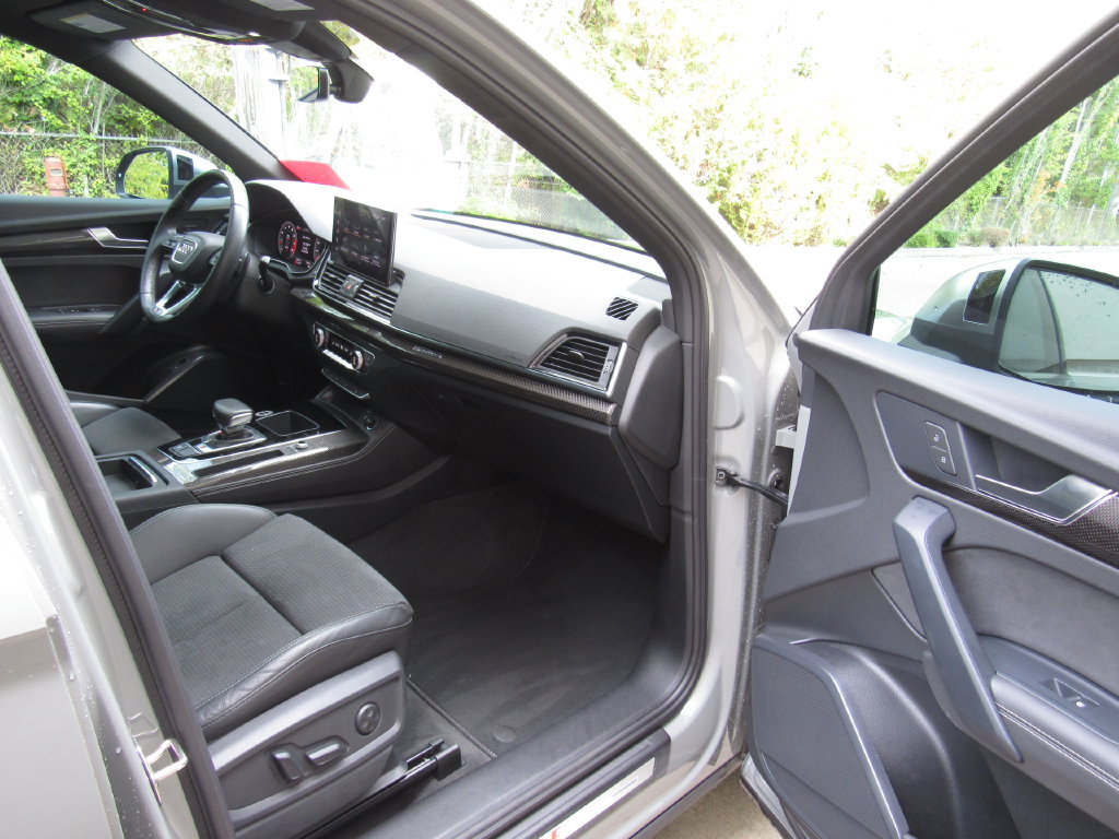 Used 2022 Audi SQ5 Premium Plus w/ Premium Plus Package AWD/4WD image 17