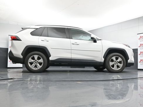 Used 2021 Toyota RAV4 XLE w/ Convenience Package AWD/4WD image 24