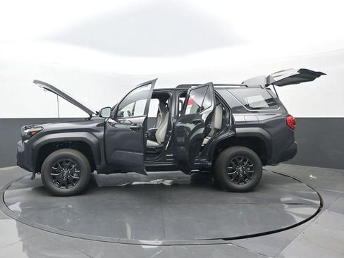 New 2026 Toyota 4Runner SR5 AWD/4WD image 31