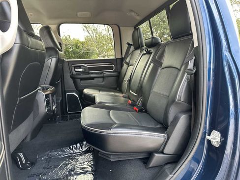 Used 2024 RAM 3500 Laramie AWD/4WD image 17