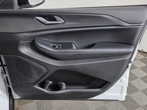 Used 2023 Jeep Grand Cherokee L Laredo image 36