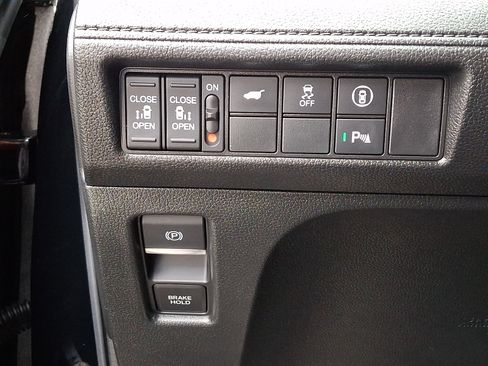 Used 2023 Honda Odyssey Touring image 32