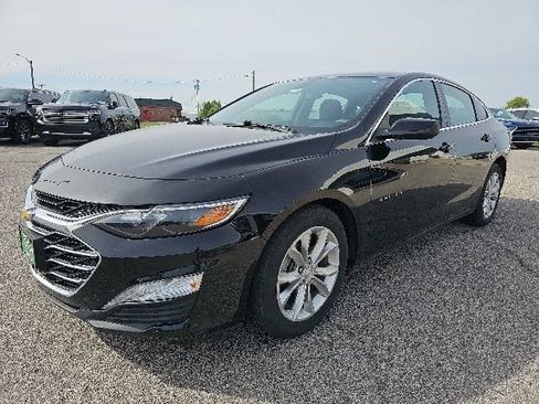 Used 2019 Chevrolet Malibu LT FWD image 3