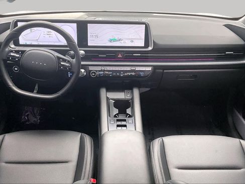 Used 2025 Hyundai Ioniq 6 SEL RWD image 15
