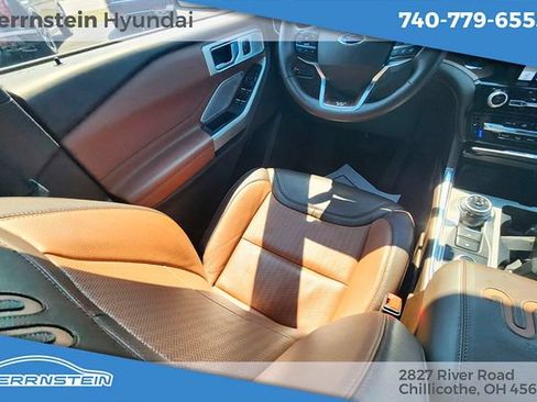 Used 2022 Ford Explorer King Ranch w/ Premium Technology Package AWD/4WD image 12