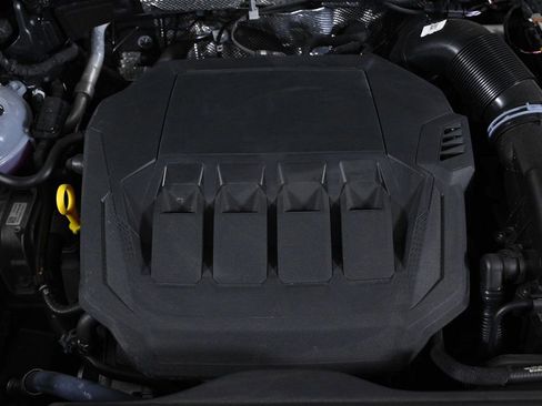 Certified 2024 Audi Q3 2.0T Premium Plus image 23