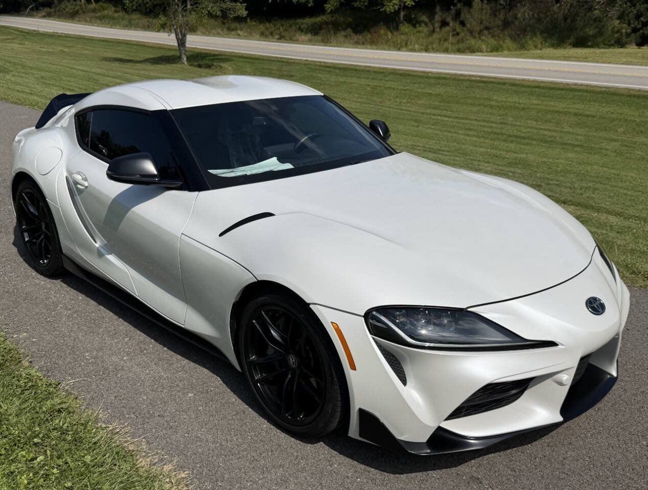 Used 2021 Toyota Supra RWD image 15