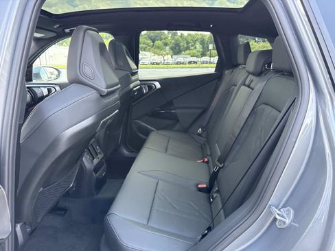 New 2026 BMW X3 xDrive30i w/ Premium Package AWD/4WD image 15