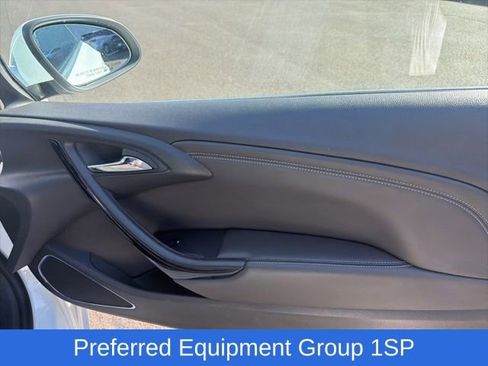 Used 2018 Buick Cascada Premium image 22