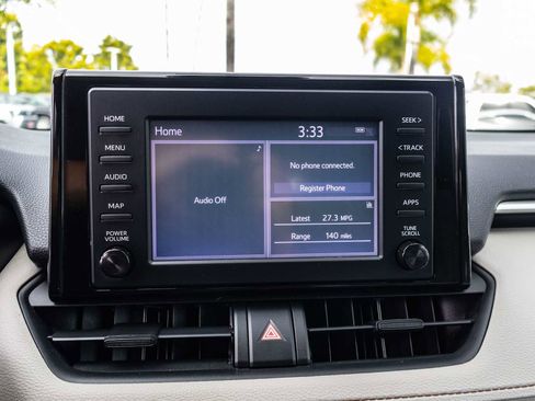 Used 2019 Toyota RAV4 XLE w/ Convenience Package FWD image 35