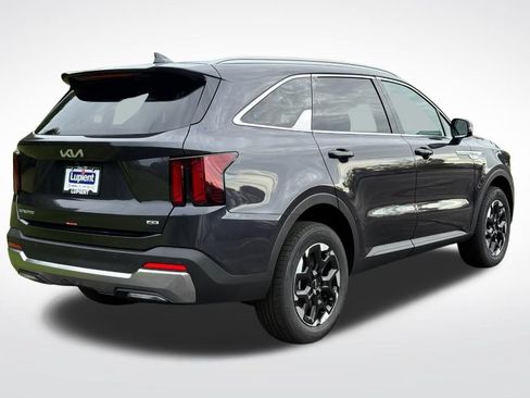 Used 2026 Kia Sorento S AWD/4WD image 3