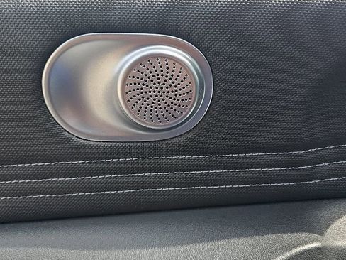 Certified 2023 Hyundai Elantra Limited FWD image 11