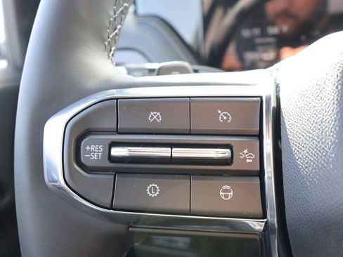New 2026 GMC Yukon Elevation AWD/4WD image 18