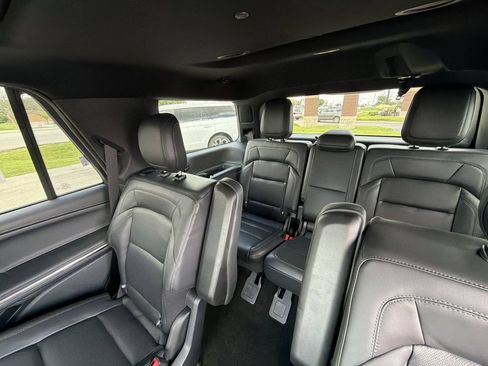 New 2026 Lincoln Navigator Reserve w/ Jet Appearance Package AWD/4WD image 24
