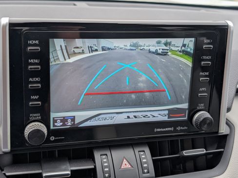 Used 2019 Toyota RAV4 Limited image 20