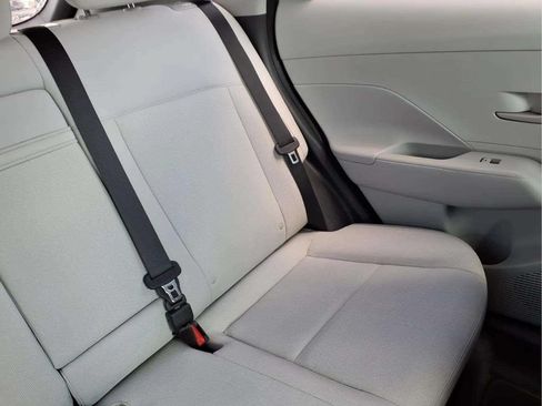 Used 2024 Hyundai Kona SE FWD image 18