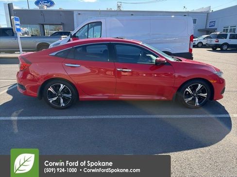 Used 2016 Honda Civic Touring image 15