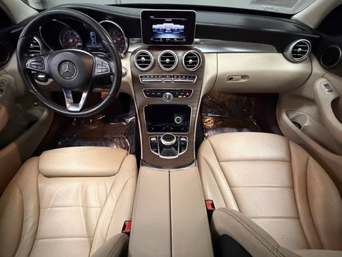 Used 2018 Mercedes-Benz C 300 Sedan image 34