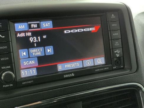 Used 2014 Dodge Grand Caravan R/T image 21