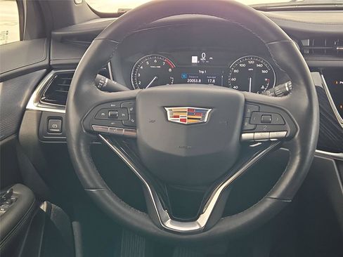 Used 2024 Cadillac XT6 Premium Luxury w/ LPO, Floor Liner Package AWD/4WD image 15