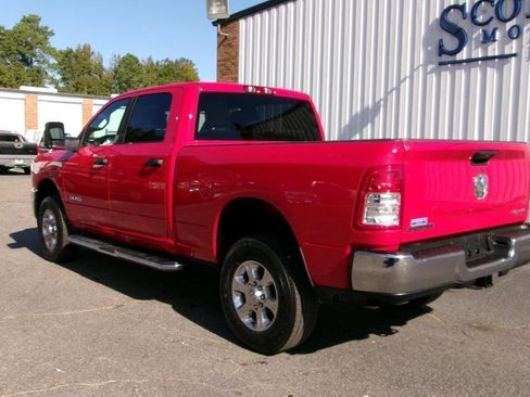 Used 2024 RAM 2500 Big Horn w/ Bed Utility Group image 8