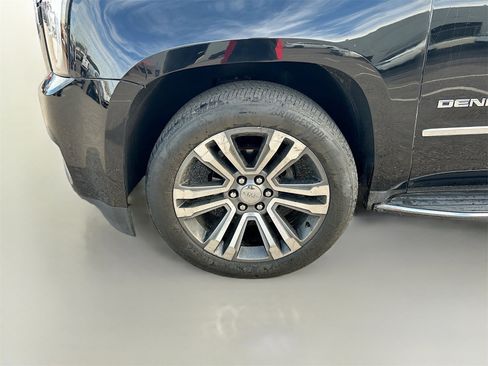 Used 2019 GMC Yukon XL Denali w/ Open Road Package image 35