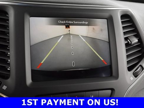 Certified 2023 Jeep Cherokee Altitude Lux image 35