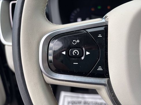 Certified 2023 Volvo XC60 B5 Plus w/ Climate Package AWD/4WD image 20