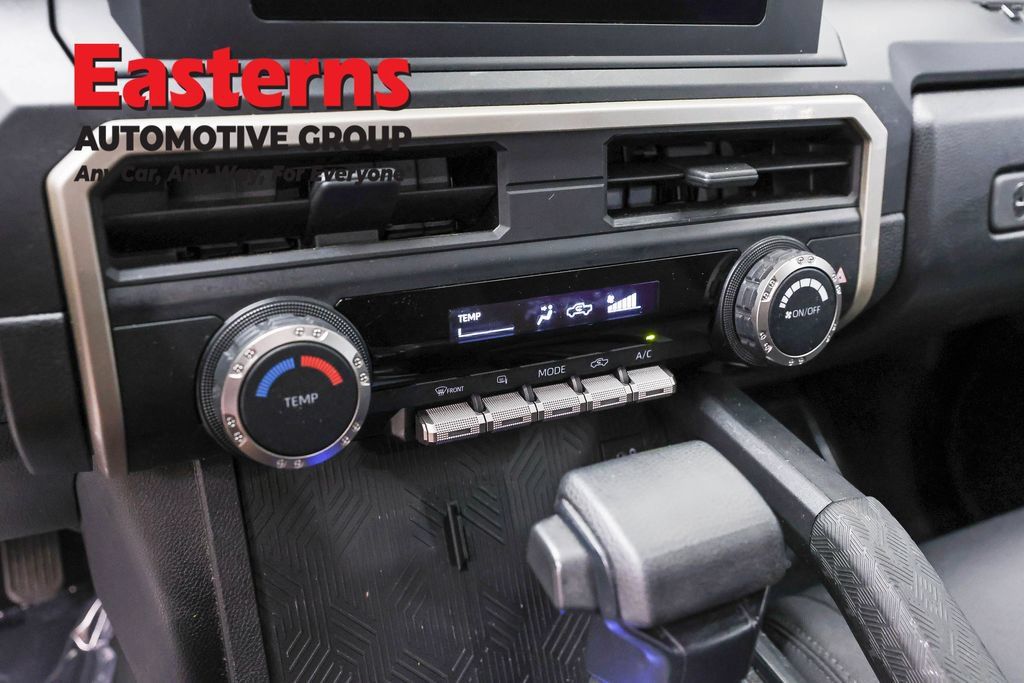 Used 2024 Toyota Tacoma SR RWD image 18