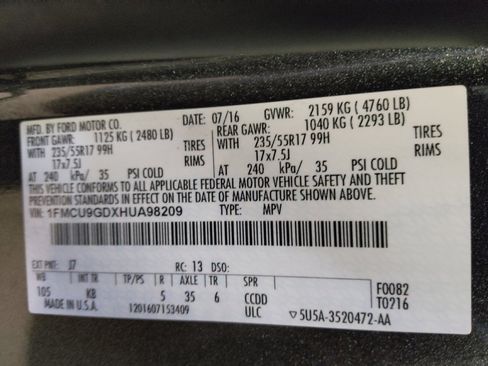 Used 2017 Ford Escape SE w/ Equipment Group 201A AWD/4WD image 33