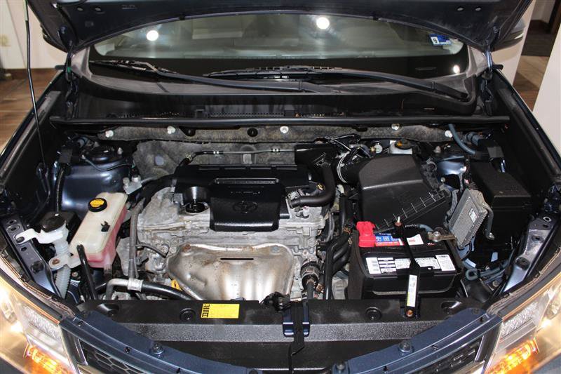 Used 2013 Toyota RAV4 Limited AWD/4WD image 10