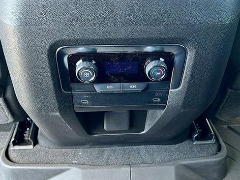 New 2026 Chevrolet Suburban LS image 16