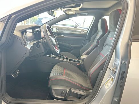 Certified 2025 Volkswagen GTI SE FWD image 9