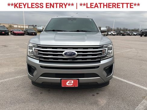 Used 2020 Ford Expedition XLT w/ Equipment Group 201A image 2