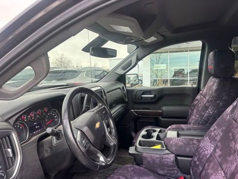 Used 2019 Chevrolet Silverado 1500 LT w/ All-Star Edition image 9