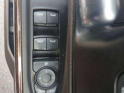 Used 2019 GMC Sierra 1500 SLE w/ SLE Value Package image 28