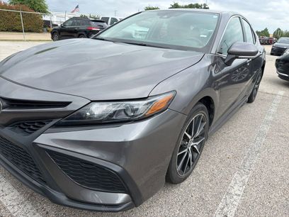 Used 2024 Toyota Camry SE w/ Convenience Package