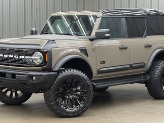Used 2025 Ford Bronco Outer Banks AWD/4WD video 1