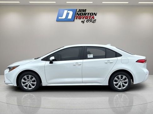 New 2026 Toyota Corolla LE FWD image 8
