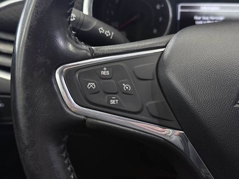 Used 2017 Chevrolet Malibu LT image 48