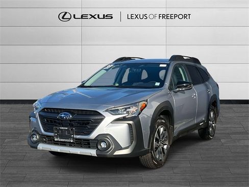 Used 2023 Subaru Outback Limited image 3