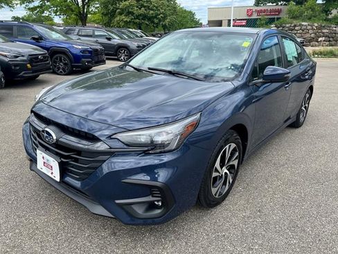 Certified 2025 Subaru Legacy Premium AWD/4WD image 3